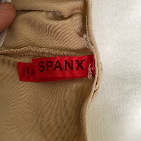 Super high waist Spanx - Picture 2 of 4